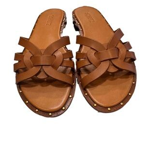 Schutz woman’s tan leather sandals slip on flats size 8